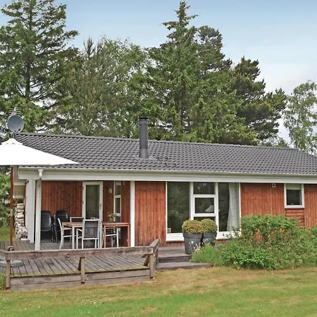 Holiday home 2 Bedroom Lovely In Vaeggerlose